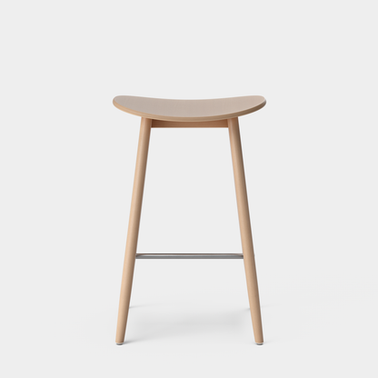 Massproductions Icha barkrakk – Sittehøyde 65 cm / Natur bøk