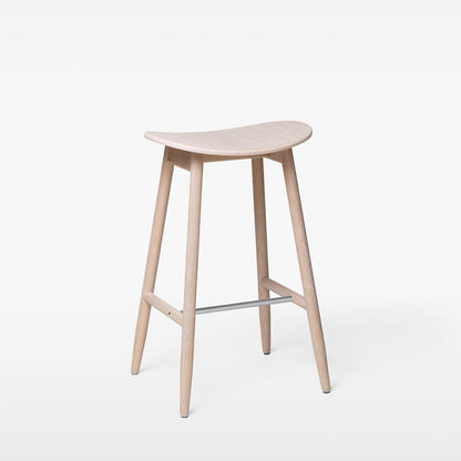 Massproductions Icha barkrakk – Sittehøyde 65 cm / Hvitoljet eik