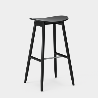 Massproductions Icha barkrakk – Sittehøyde 65 cm / Svartbeiset eik