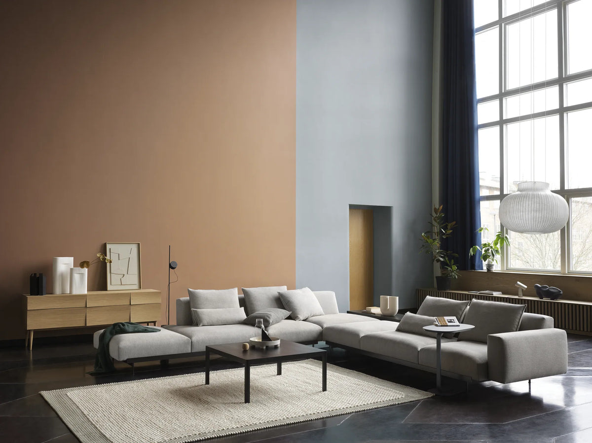 Muuto Reflect skjenk i eik. Velg størrelse og farge