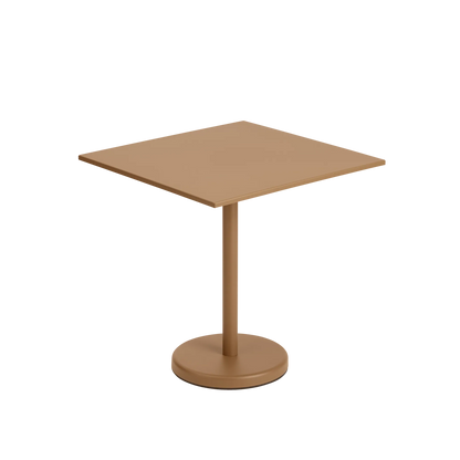 Muuto Linear Steel kafébord ute. Velg størrelse og farge.
