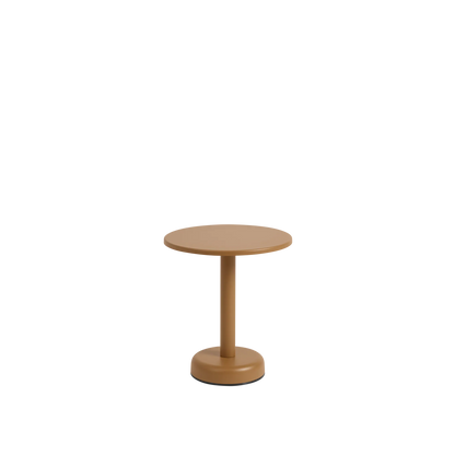 Muuto Linear Steel sofabord ute. Velg størrelse og farge