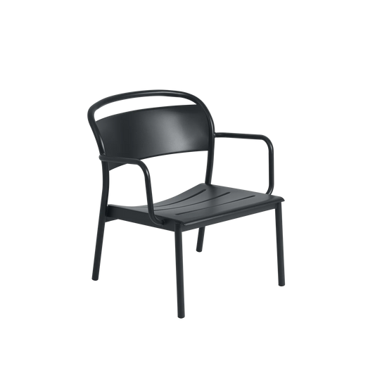 Muuto Linear Steel loungestol ute. Velg farge