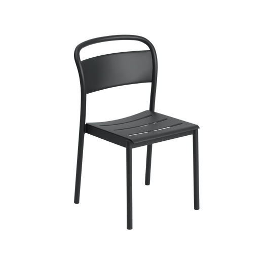 Muuto Linear Steel utestol. Velg farge