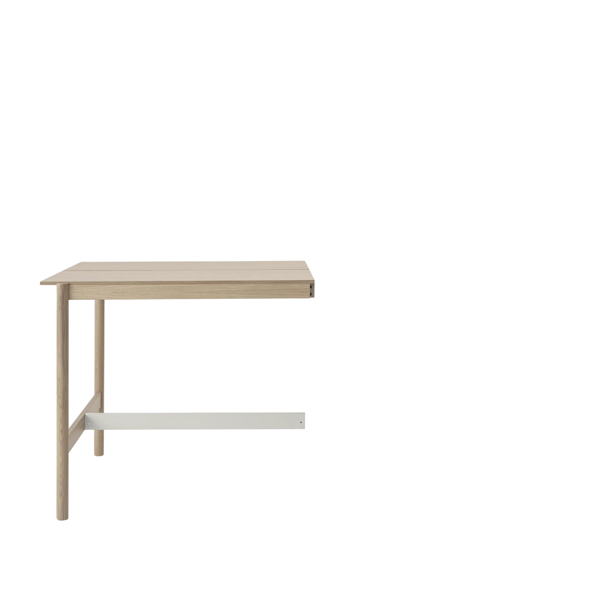 Muuto Linear System endemodul skrivebord. Velg størrelse og utførelse