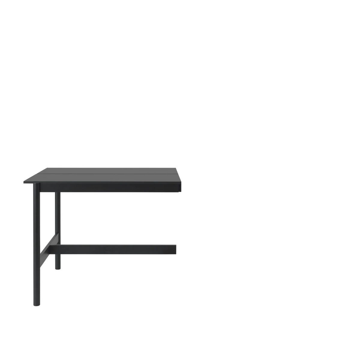 Muuto Linear System endemodul skrivebord. Velg størrelse og utførelse