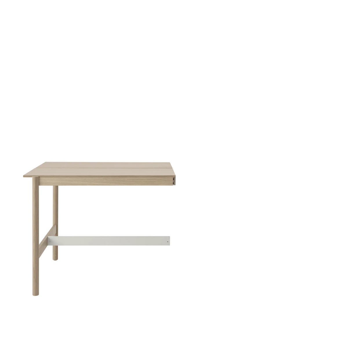 Muuto Linear System endemodul skrivebord. Velg størrelse og utførelse