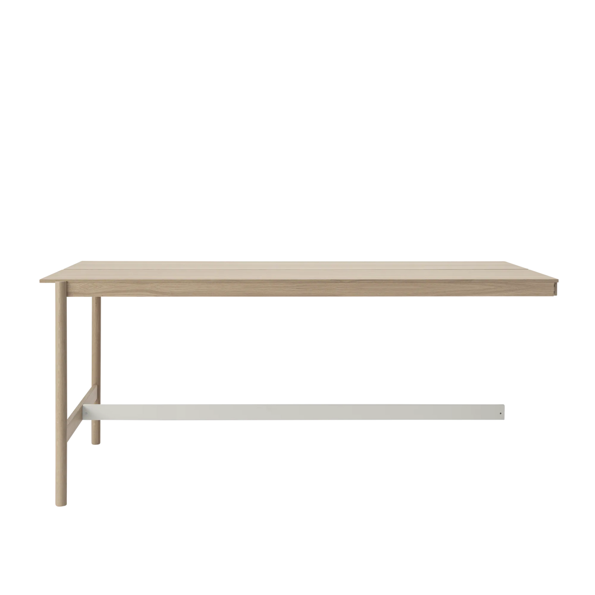 Muuto Linear System endemodul skrivebord. Velg størrelse og utførelse