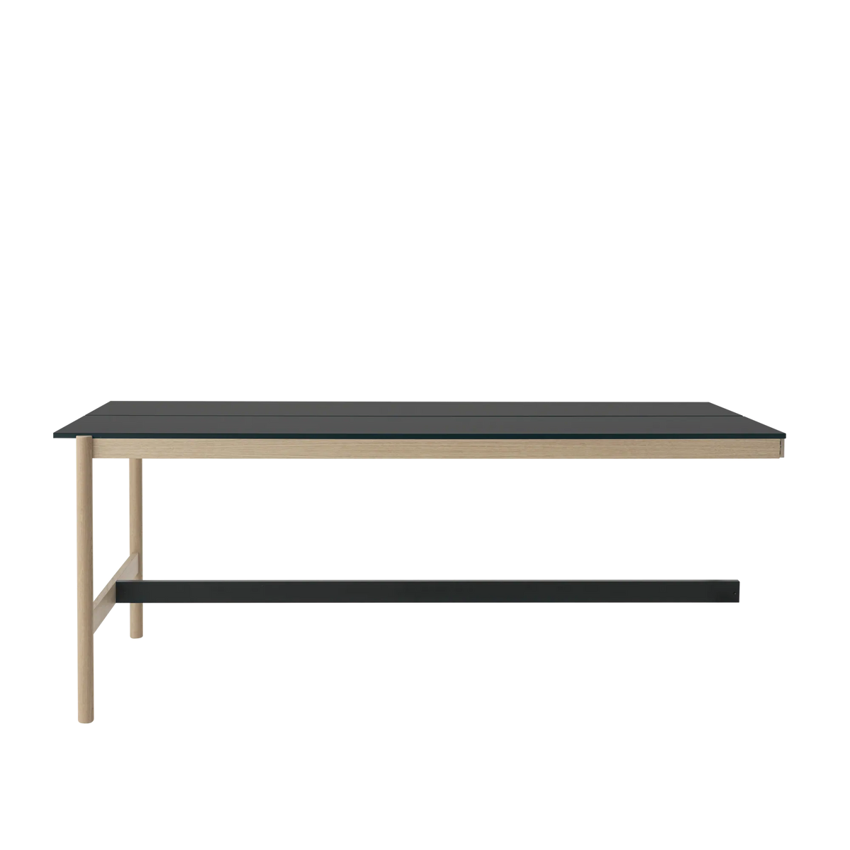 Muuto Linear System endemodul skrivebord. Velg størrelse og utførelse