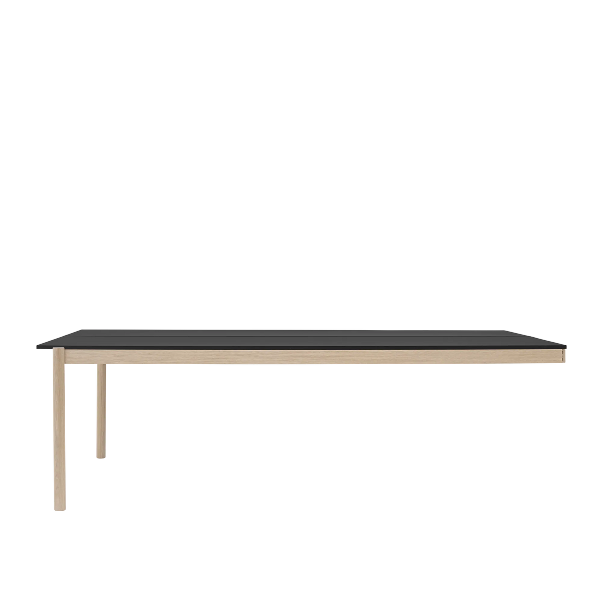 Muuto Linear System endemodul skrivebord. Velg størrelse og utførelse