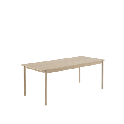 Muuto Linear Wood spisebord i eik. Velg størrelse