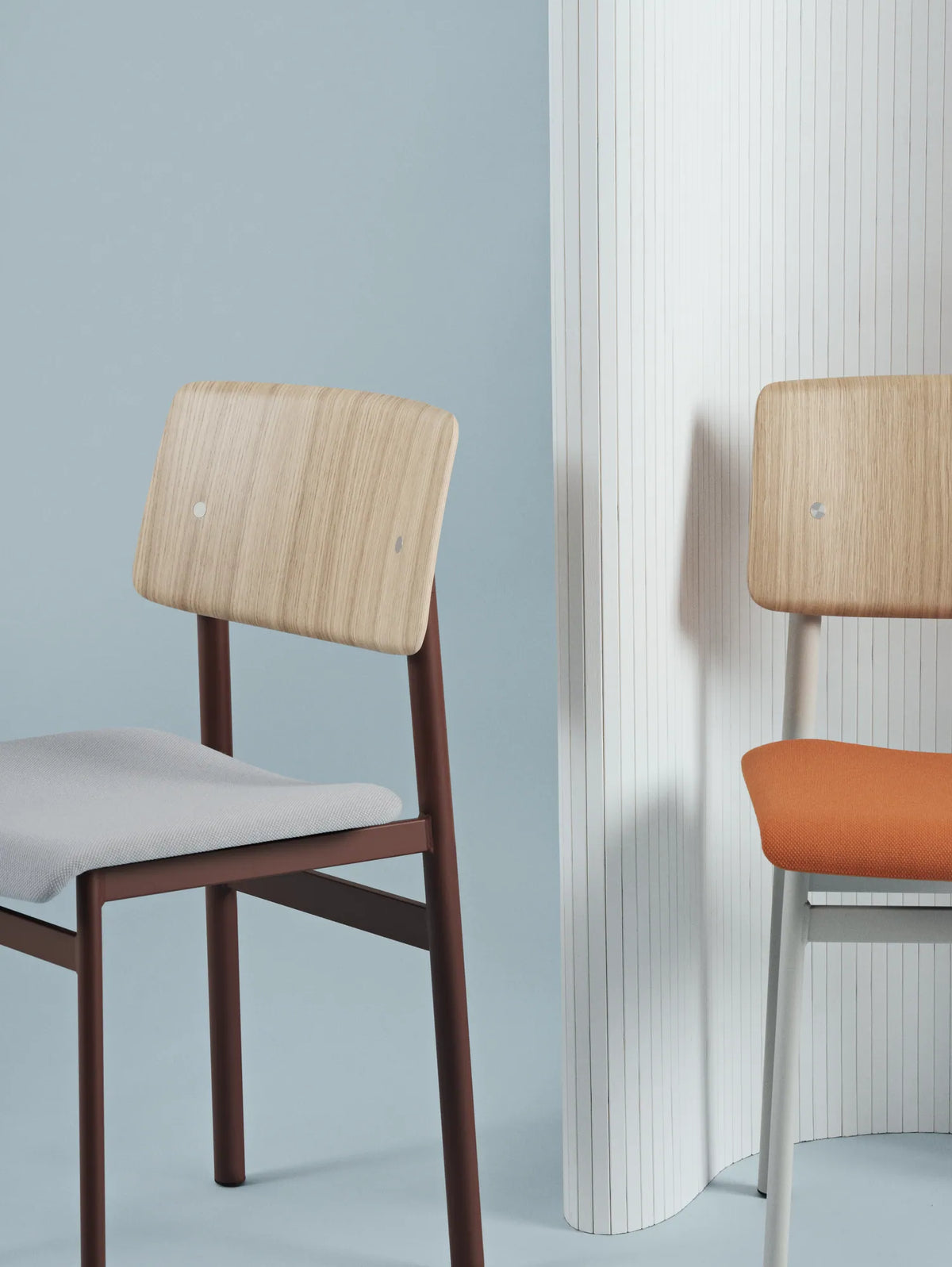 Muuto Loft Chair stol, uten polstring. Velg understell, sete og rygg