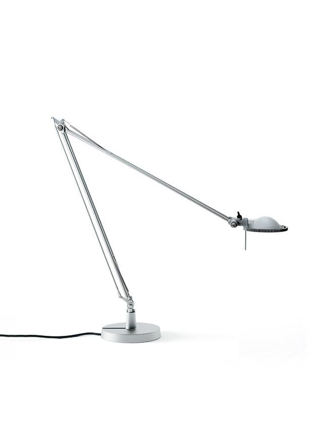 Luceplan Berenice bordlampe, liten (armer 30+30 cm). Velg farge