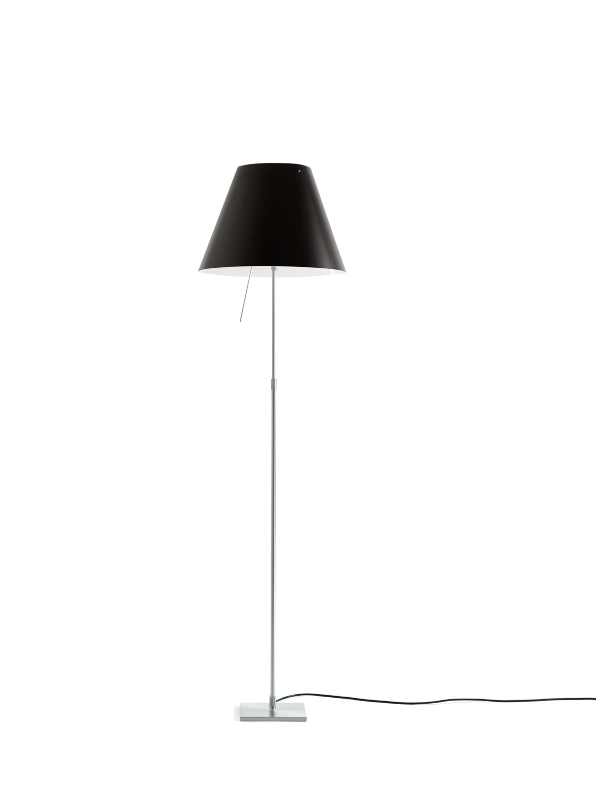 Luceplan Costanza gulvlampe, teleskopisk med dimmer. Velg farge