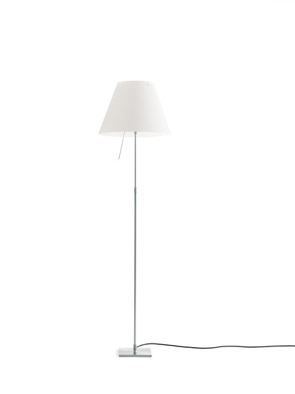 Luceplan Costanza gulvlampe, teleskopisk med av/på-bryter. Velg farge