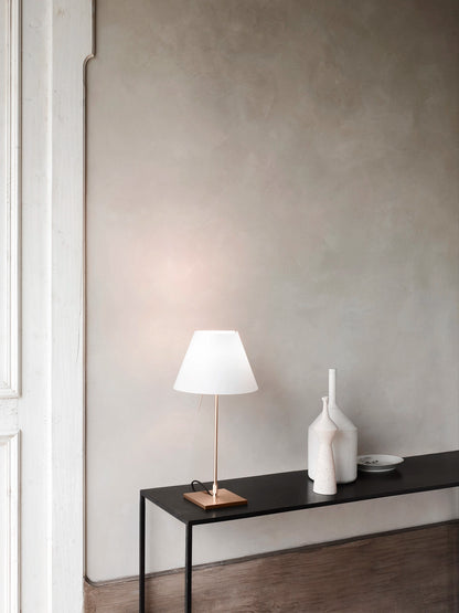 Luceplan Costanzina bordlampe. Velg farge