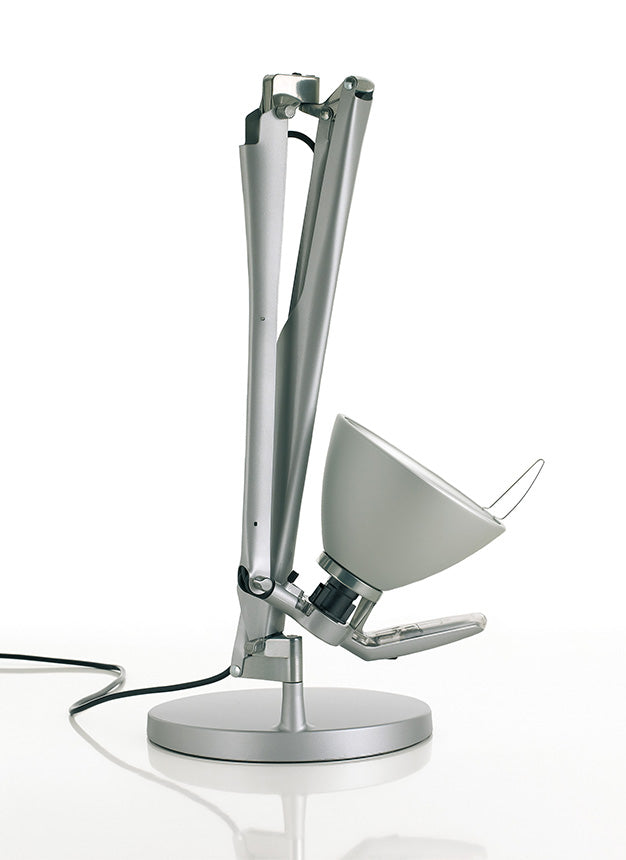 Luceplan Fortebraccio bordlampe. Velg farge