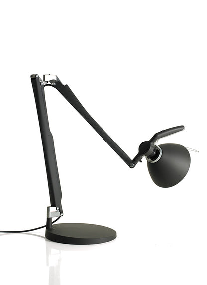 Luceplan Fortebraccio bordlampe. Velg farge