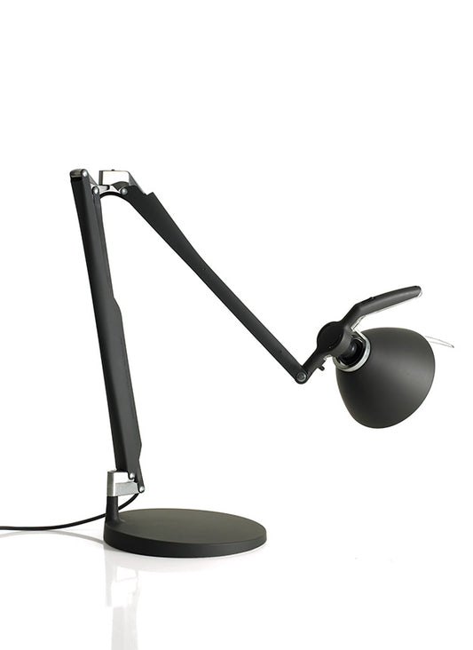 Luceplan Fortebraccio bordlampe. Velg farge