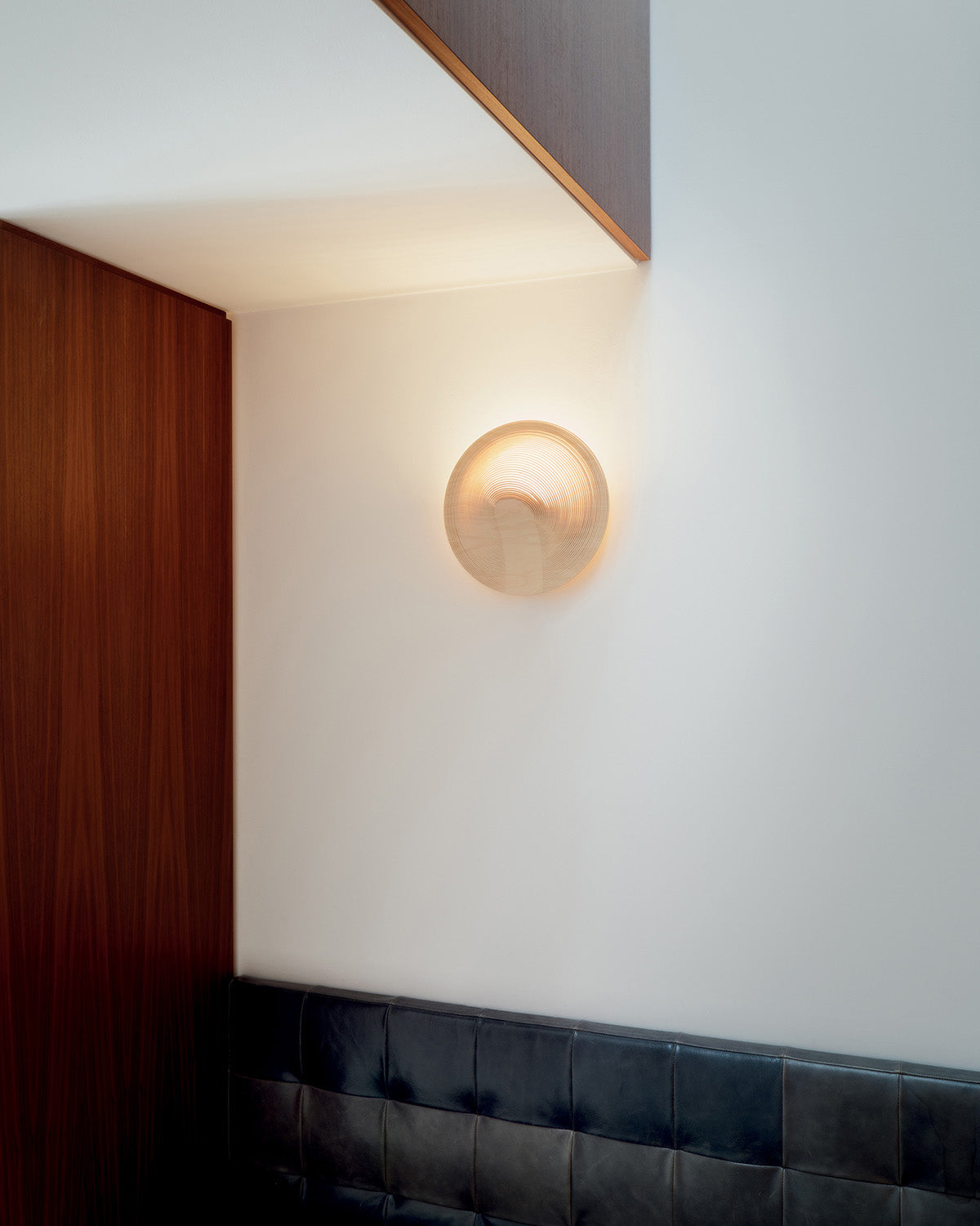 Luceplan Illan vegglampe Ø 30 cm