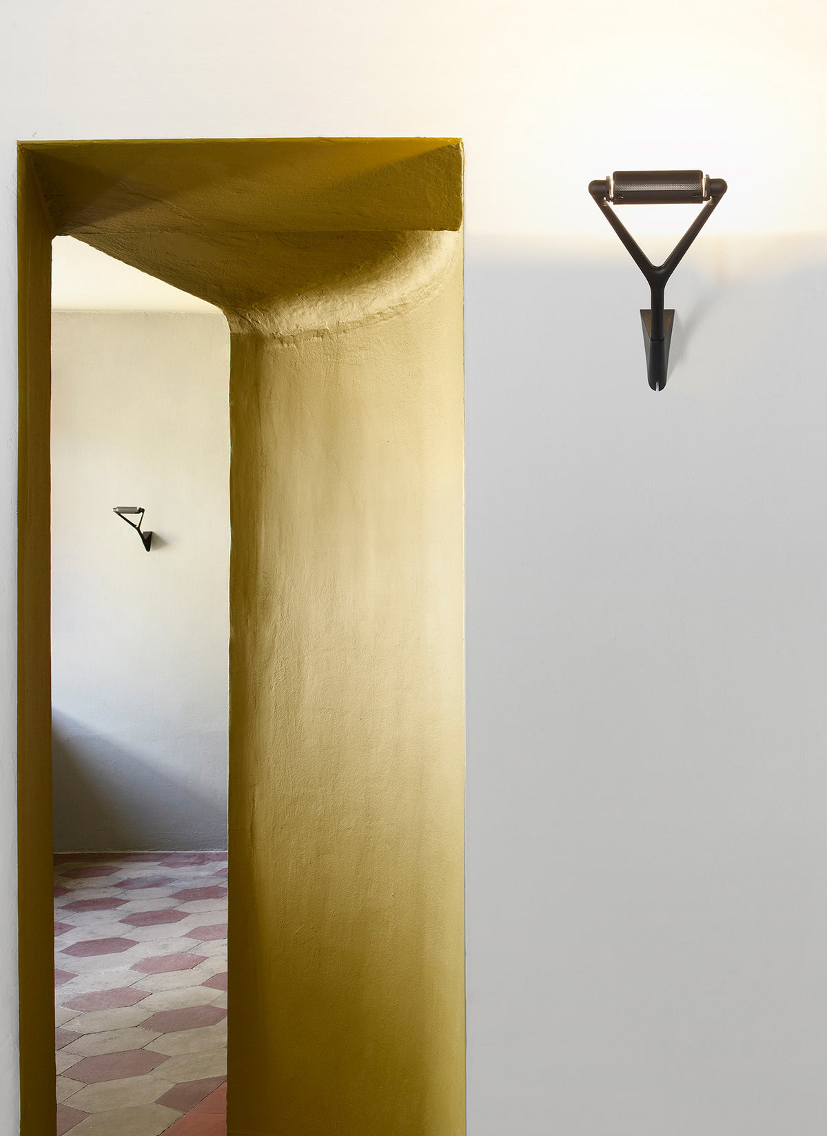 Luceplan Lola vegglampe. Velg farge