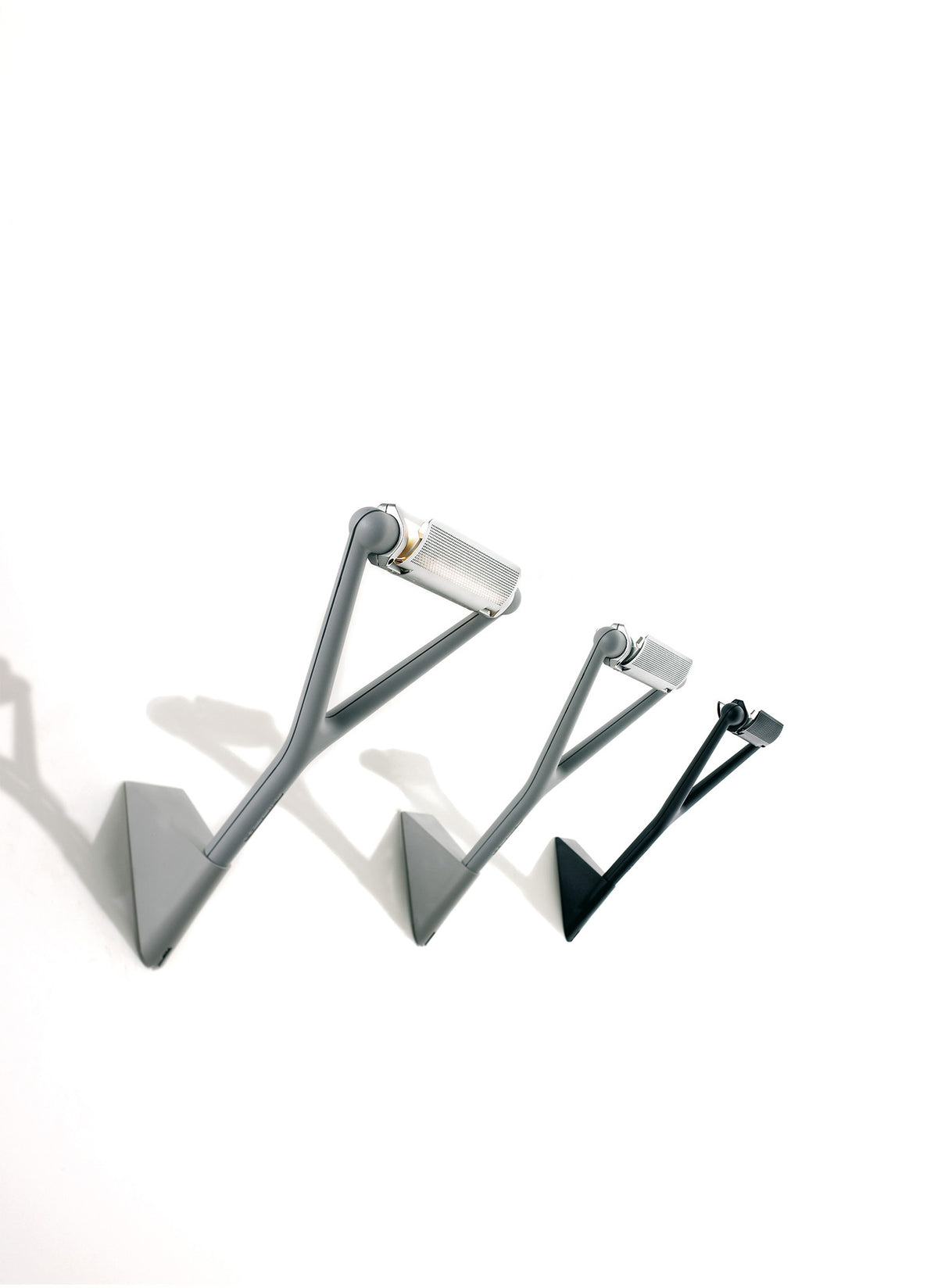 Luceplan Lola vegglampe. Velg farge