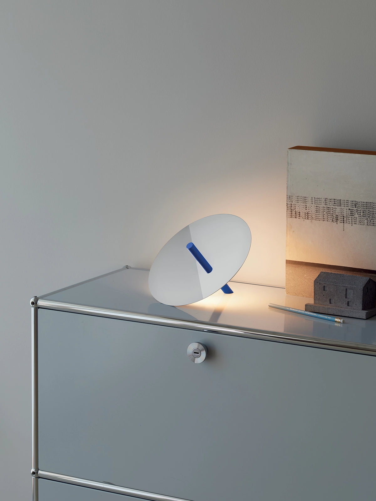 Luceplan Millimetro bordlampe. Velg farge