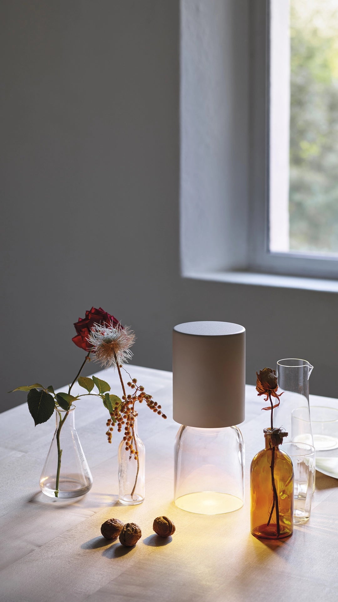 Luceplan Nui Mini oppladbar bordlampe. Velg farge
