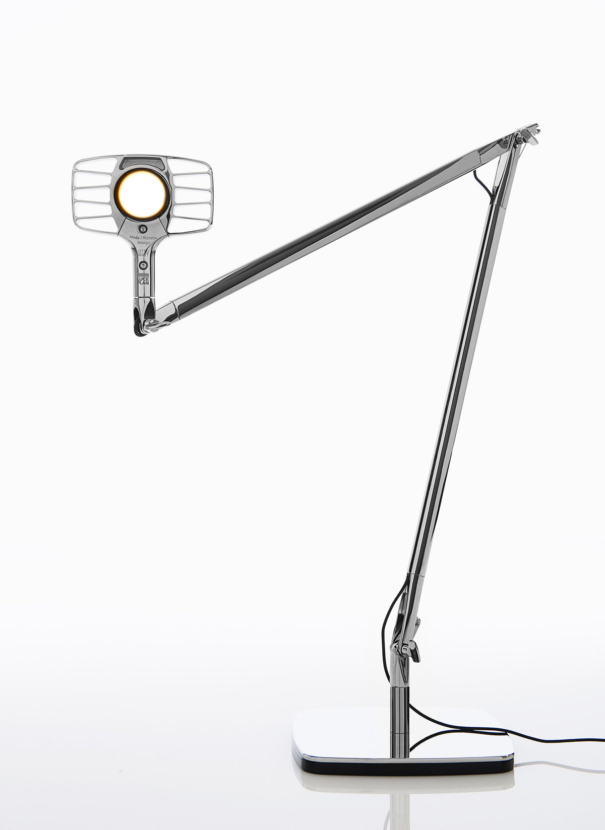 Luceplan Otto Watt bordlampe. Velg farge