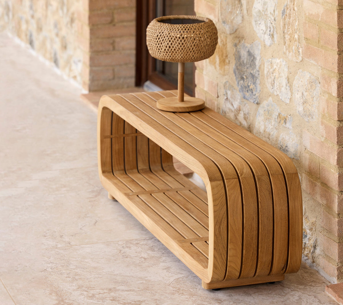 Cane-line Mellow sofabord/modulbord 120×27 cm, teak – miljøbilde 2