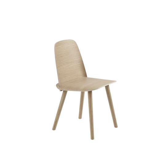 Muuto Nerd Chair spisestol i tre. Velg farge