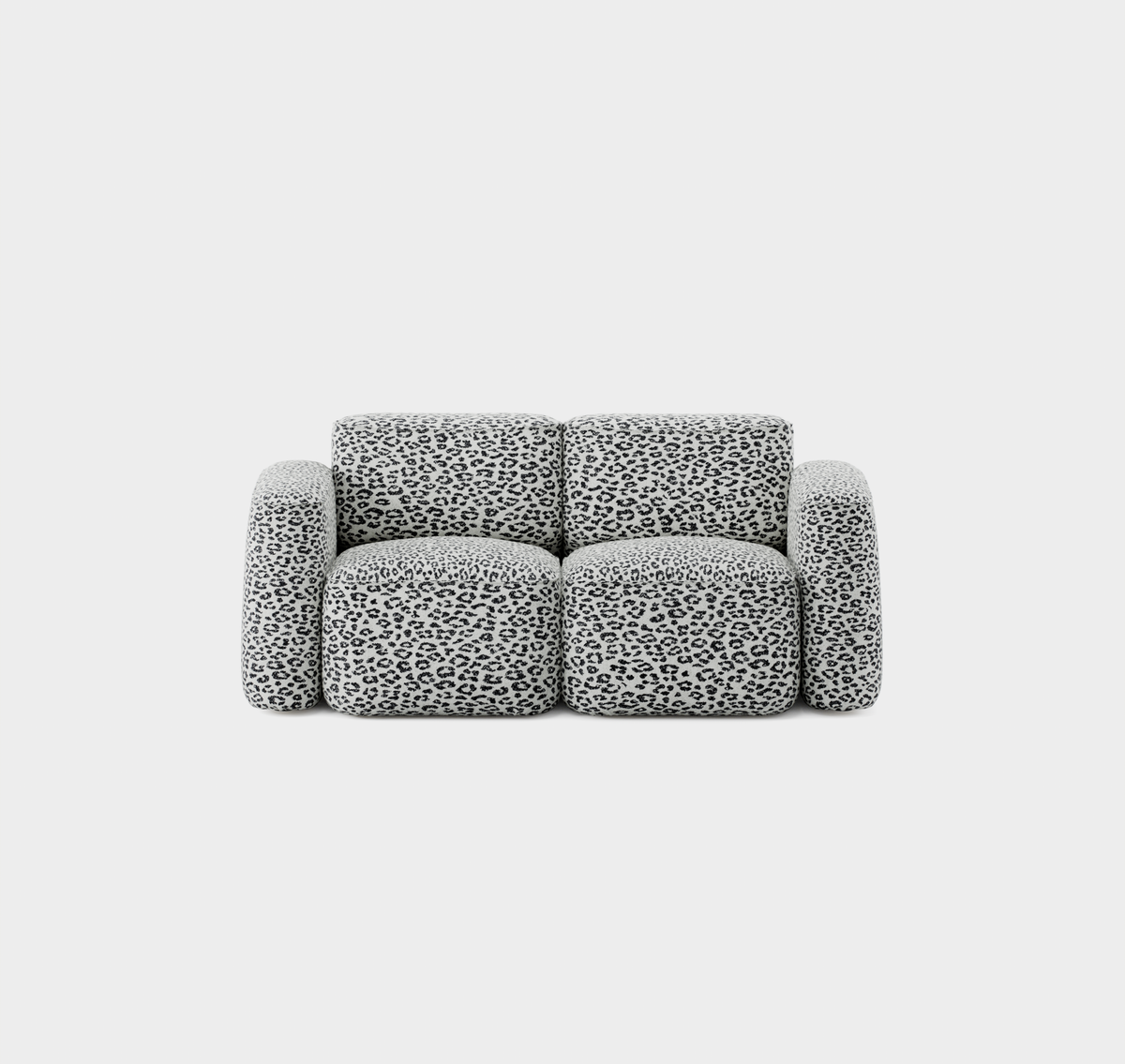 Massproductions Patch 2-seter Slim sofa – Sahco Tablu 0142