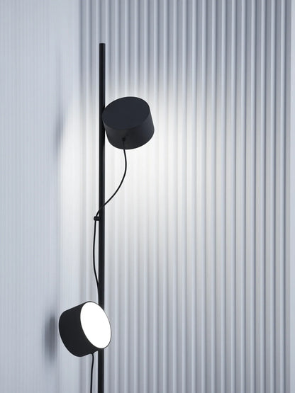 Muuto Post gulvlampe. Velg farge