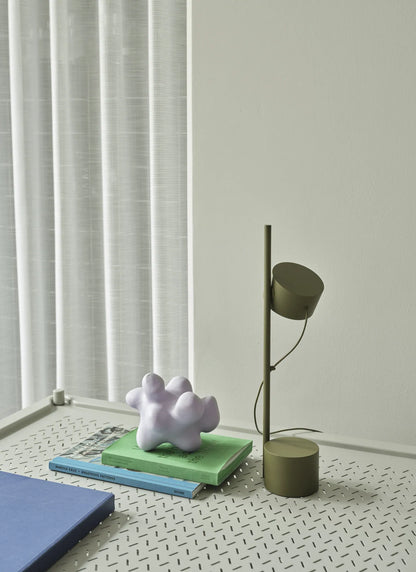 Muuto Post bordlampe. Velg farge