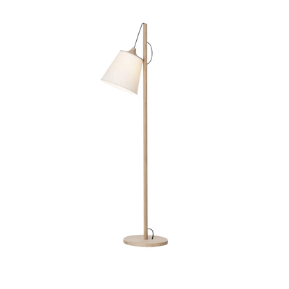 Muuto Pull gulvlampe i eik. Oak / White