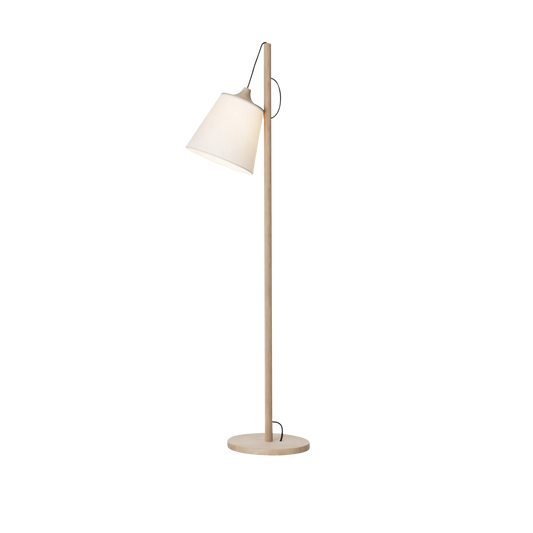 Muuto Pull gulvlampe i eik. Oak / White