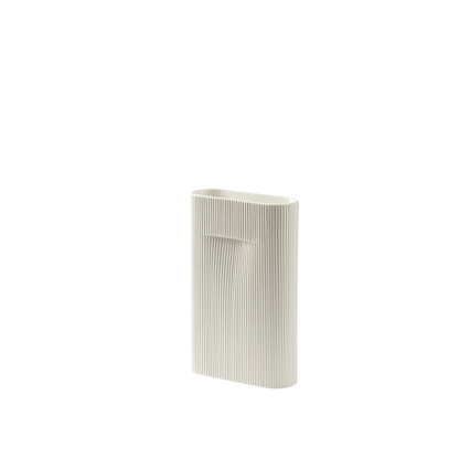 Muuto Ridge vase. Velg størrelse og farge