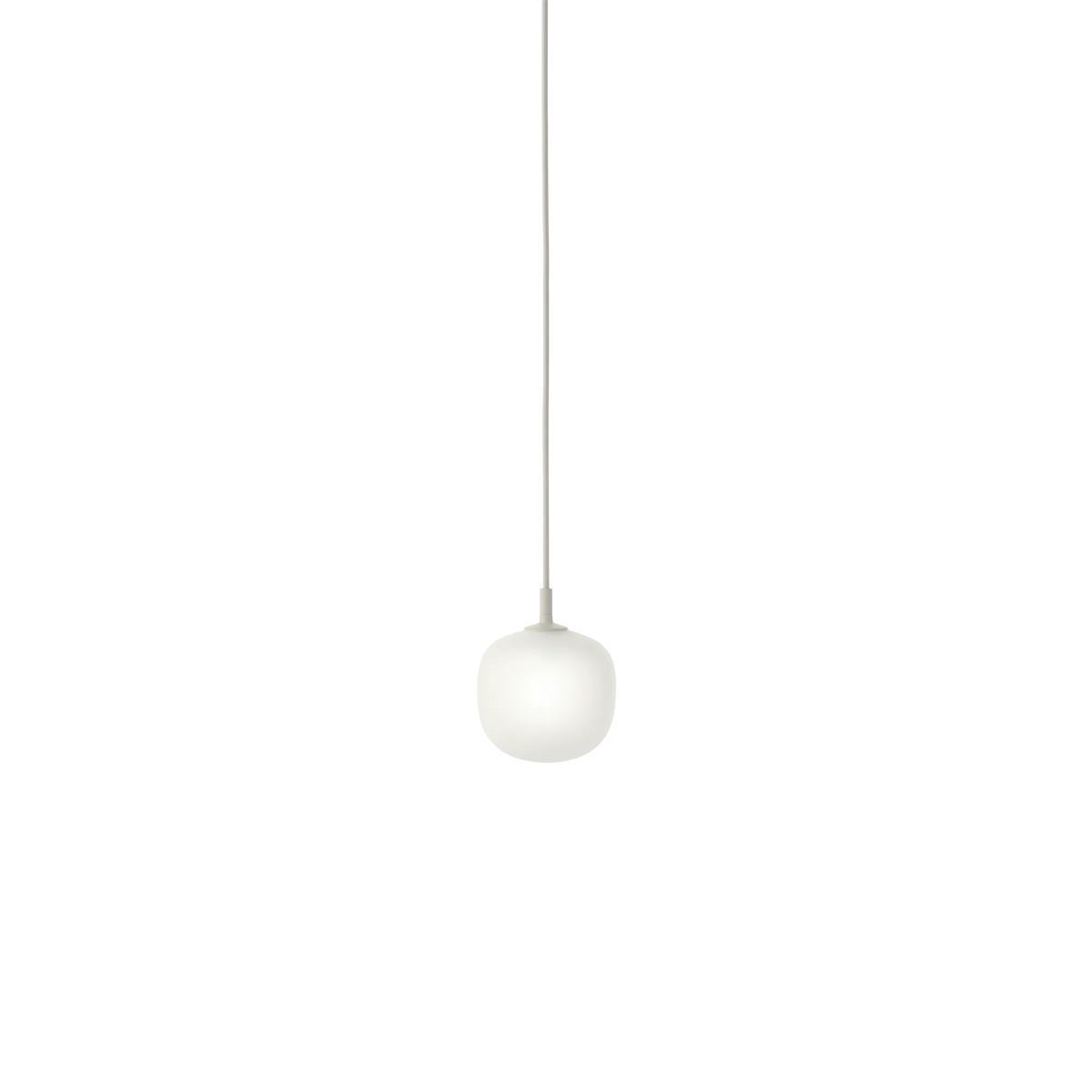 Muuto Rime pendel i glass. Velg størrelse og farge