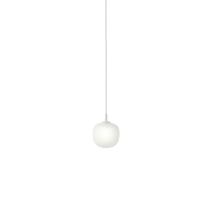 Muuto Rime pendel i glass. Velg størrelse og farge