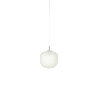 Muuto Rime pendel i glass. Velg størrelse og farge