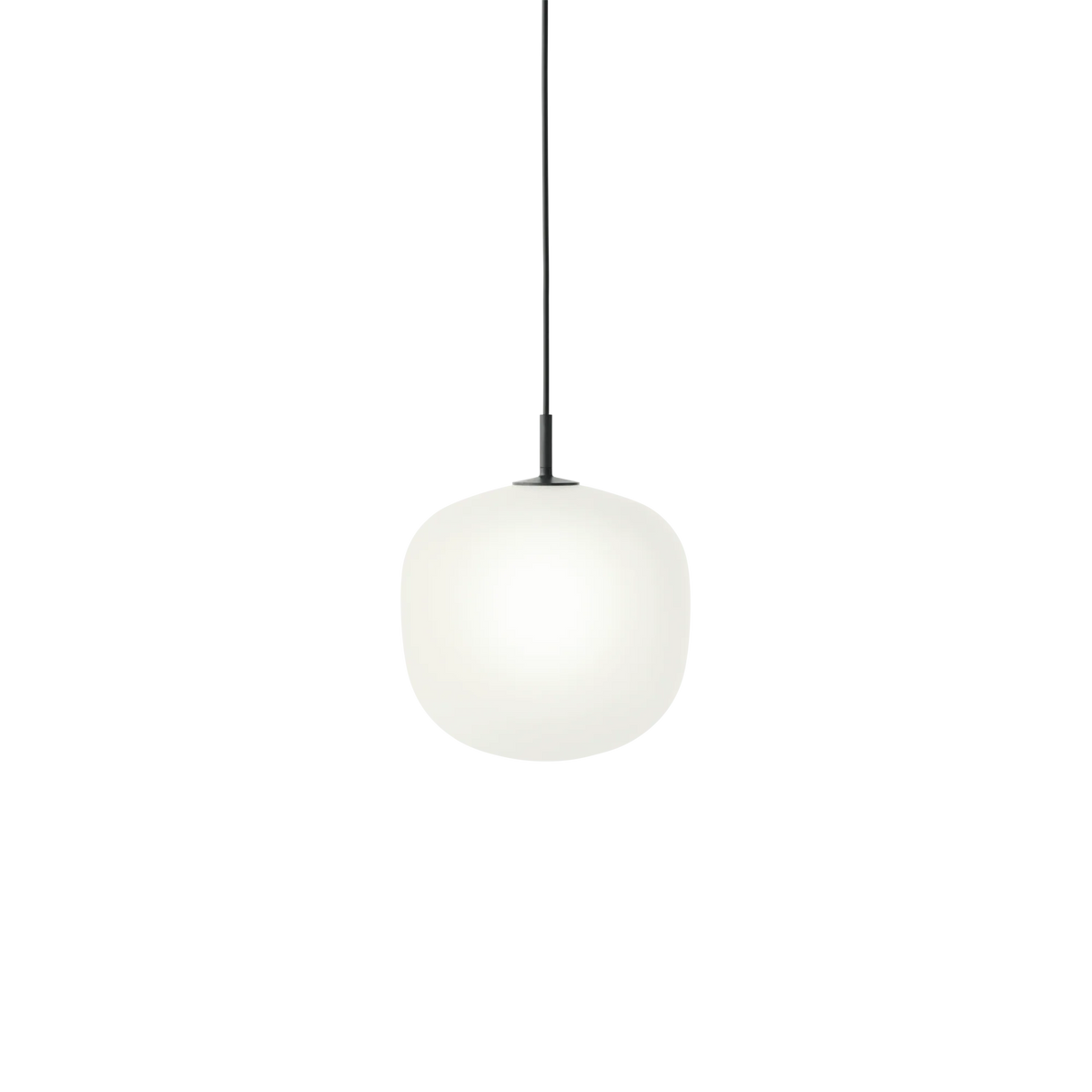 Muuto Rime pendel i glass. Velg størrelse og farge