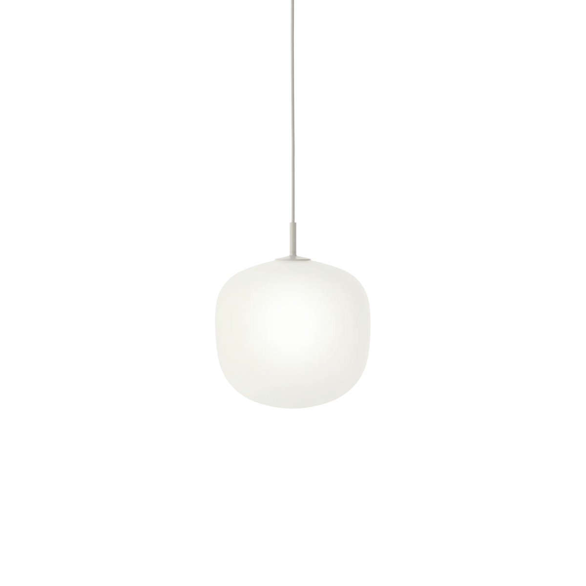 Muuto Rime pendel i glass. Velg størrelse og farge