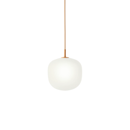 Muuto Rime pendel i glass. Velg størrelse og farge