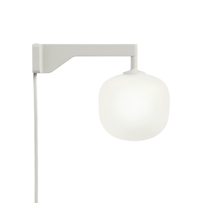 Muuto Rime vegglampe. Velg farge