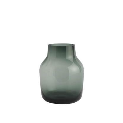 Muuto Silent vase. Velg størrelse og farge