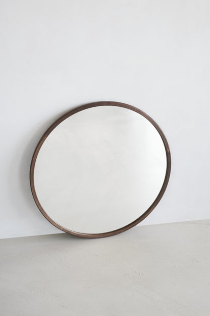 Fredericia Silhouette Mirror Ø100 cm. Velg ramme