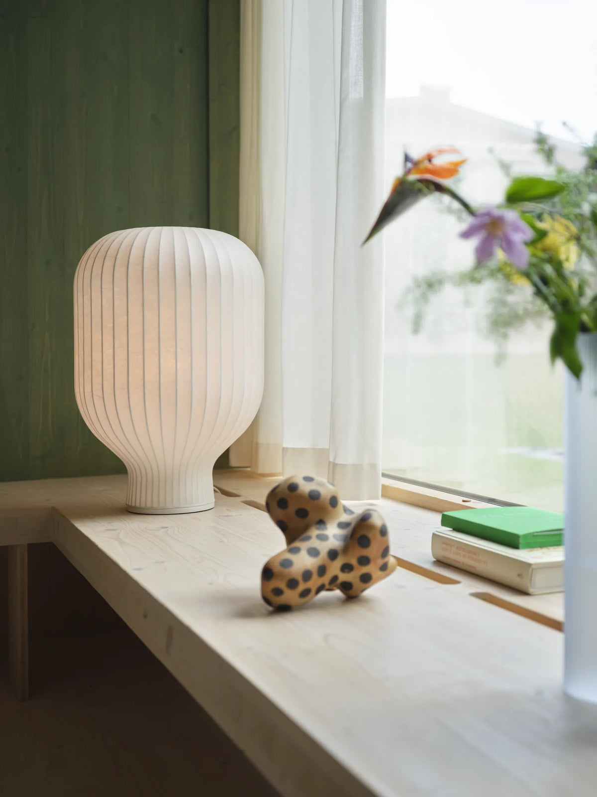 Muuto Strand bordlampe. Velg størrelse