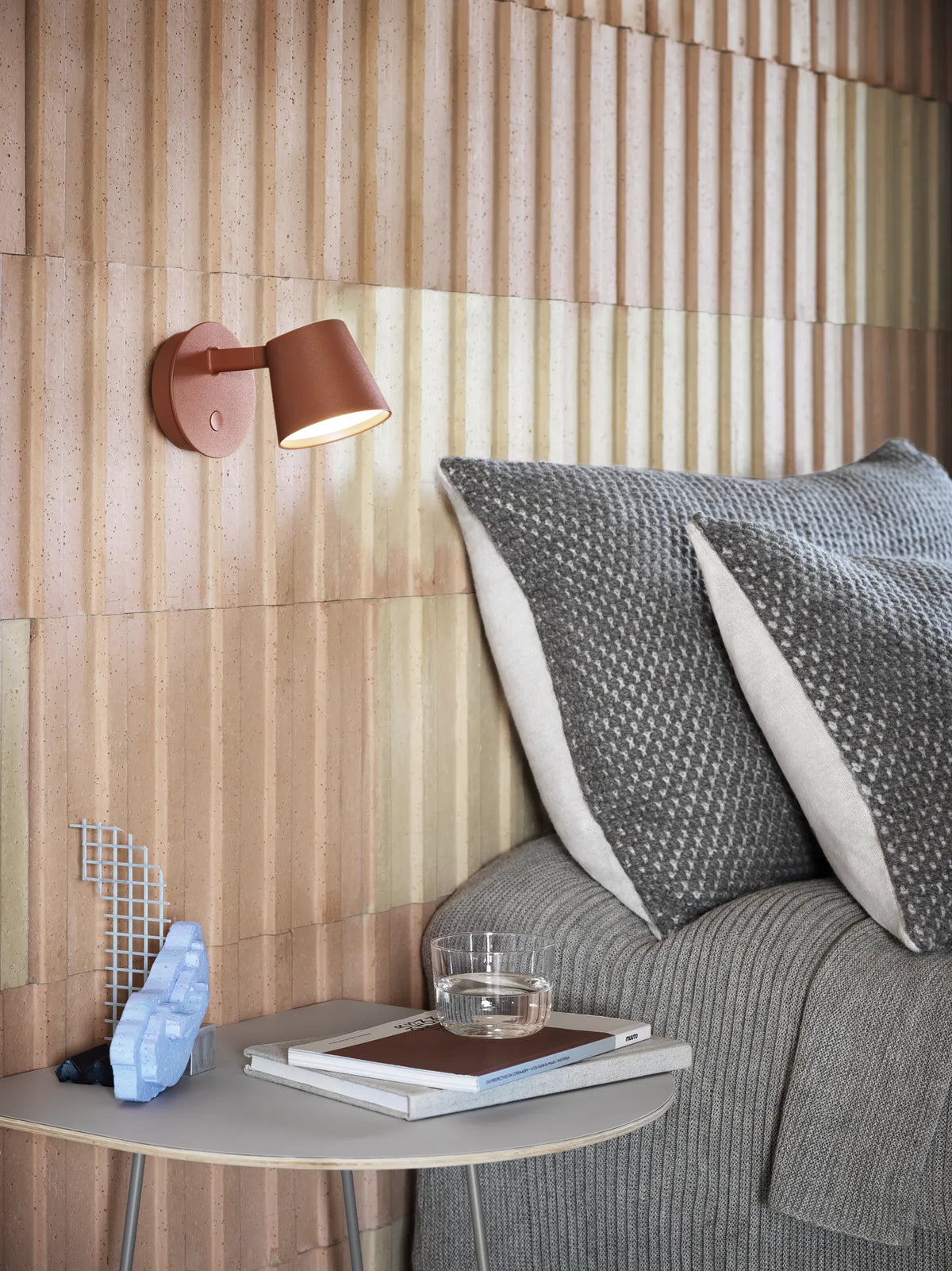 Muuto Tip vegglampe. Velg farge