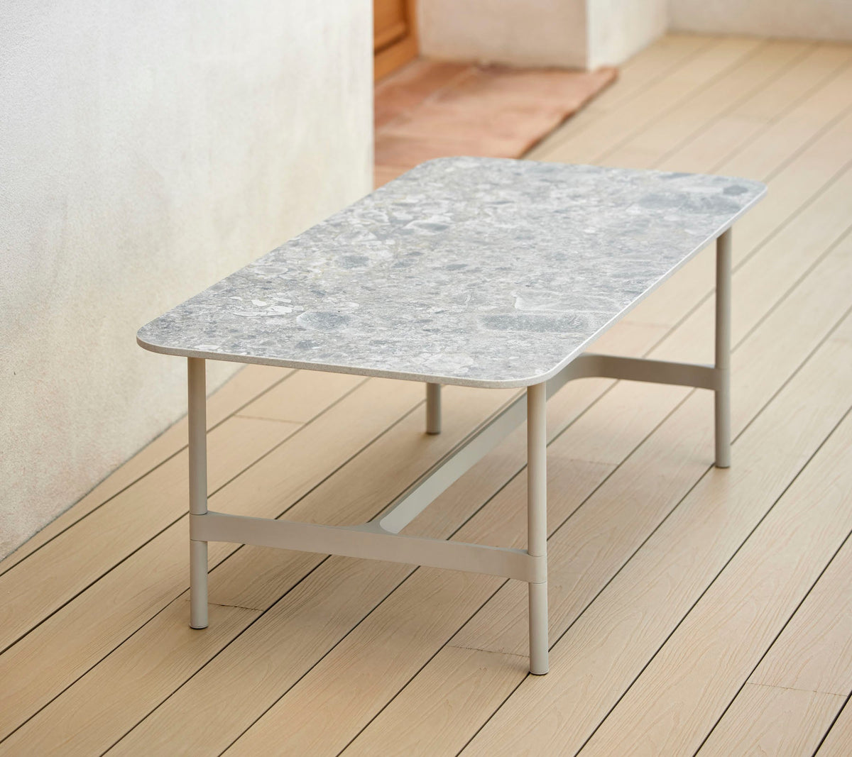 Cane-line Twist sofabord rektangulært 120×60 cm. Velg understell og bordplate