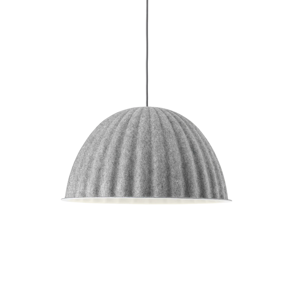 Muuto Under The Bell pendel. Velg størrelse og farge